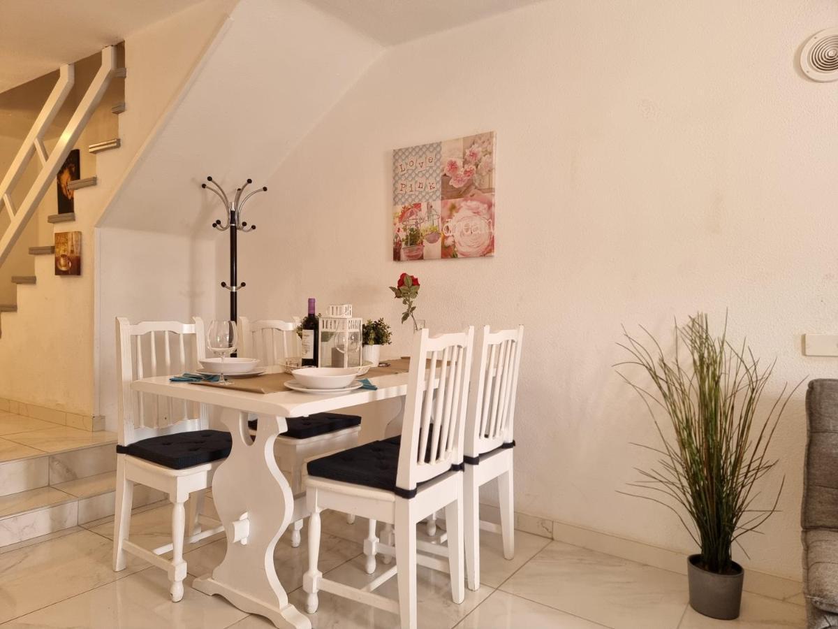 Duplex Apartment Vistamar, Sea-View, Heated Pool In Parque Santiago 2, Wifi Playa de las Américas Exterior foto